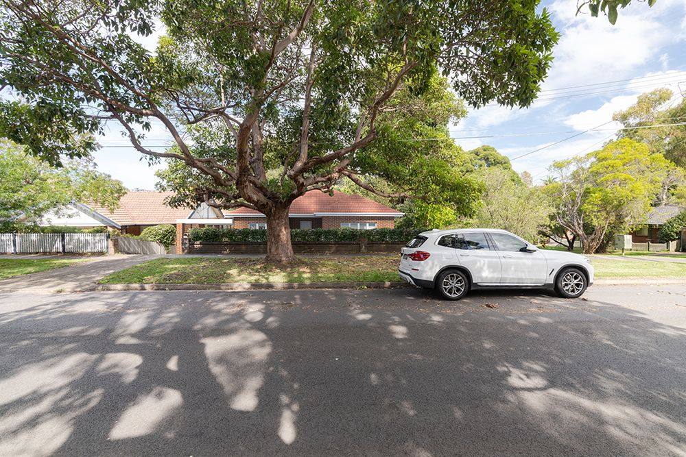 PR25276 11 Lamette Street Front 0502 FI